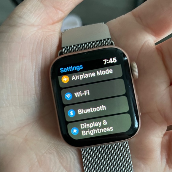 Apple watch 4 - Picture 10 of 12